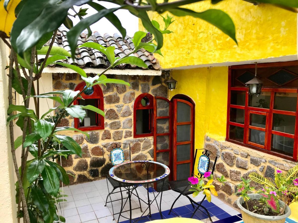 Casa Del Lago Lodging House Puerto Ayora  Luaran gambar