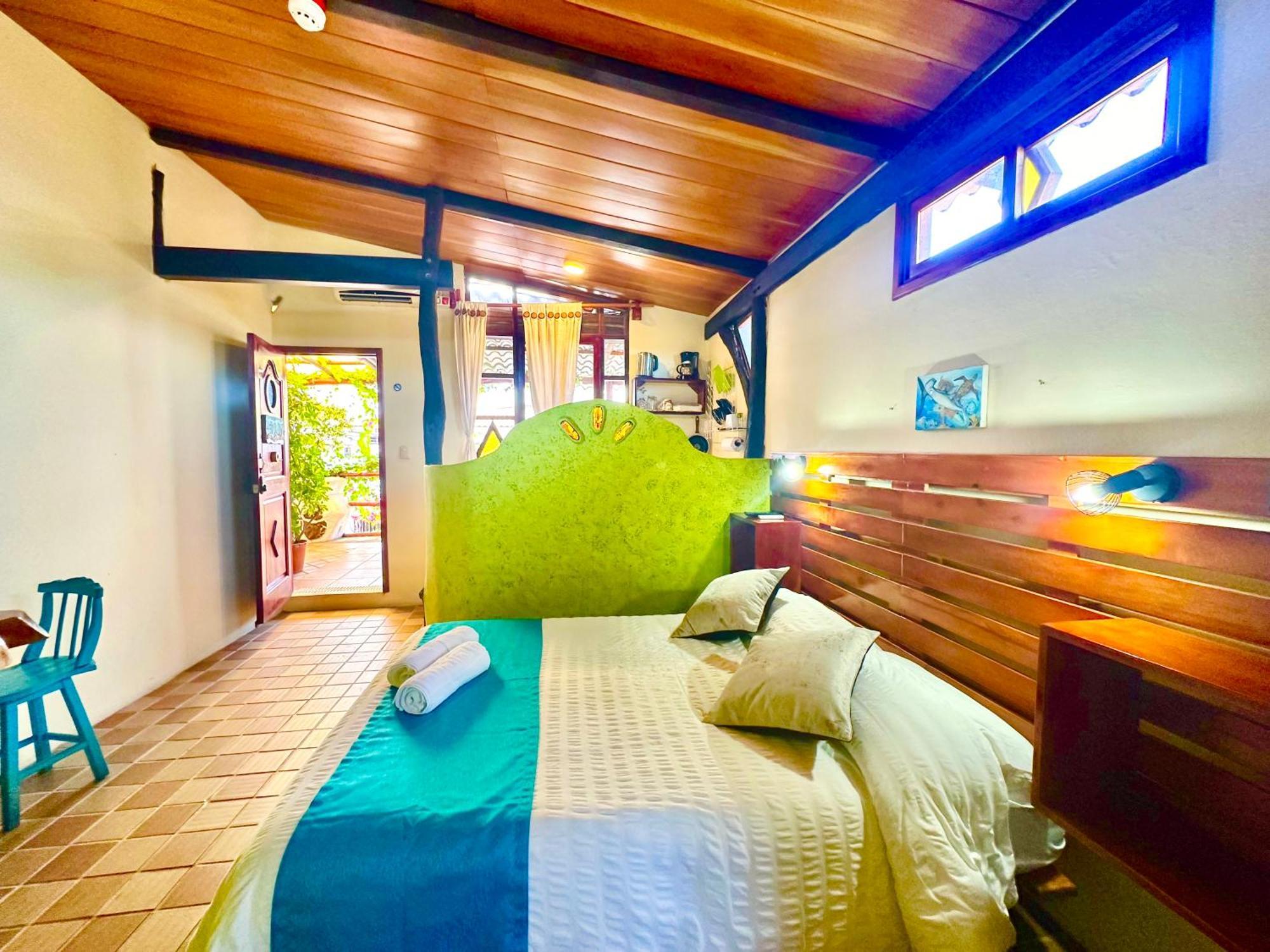Casa Del Lago Lodging House Puerto Ayora  Luaran gambar