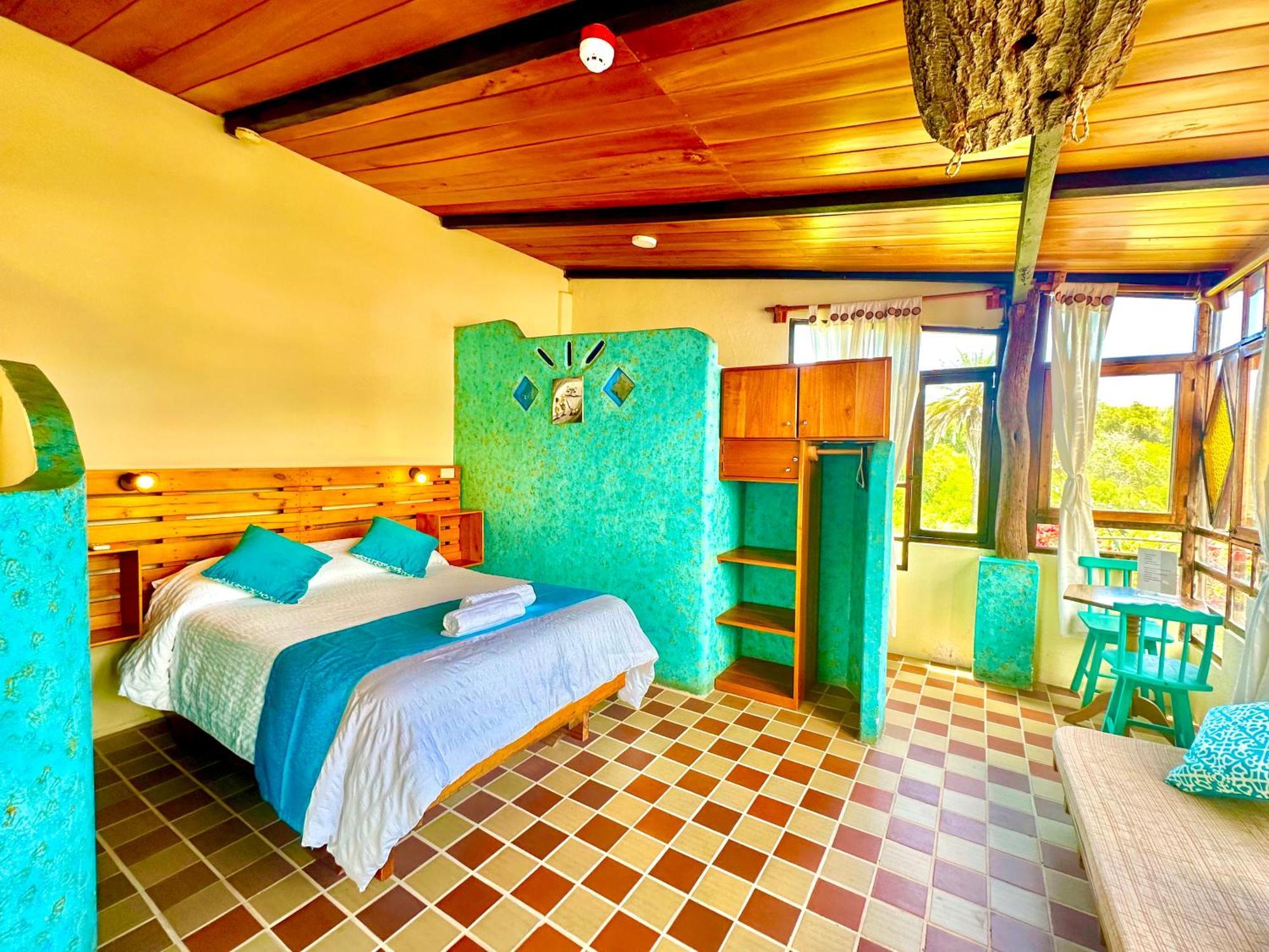 Casa Del Lago Lodging House Puerto Ayora  Luaran gambar