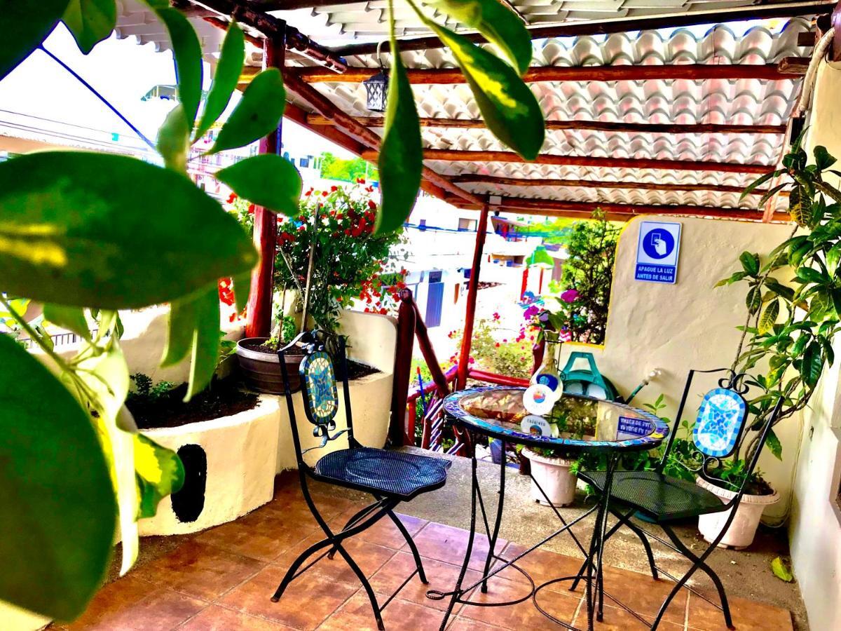 Casa Del Lago Lodging House Puerto Ayora  Luaran gambar